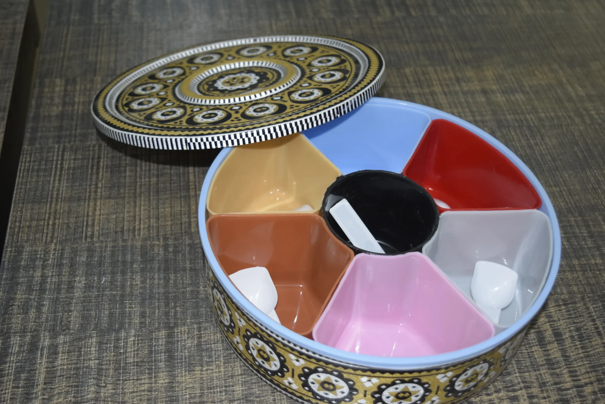 Handcrafted Truck Art Spice Box Or Dry Fruits Box 5 Truck Art Spice Box Or Dry Fruits Box (2)