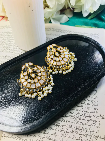 Aesthetic Kundan Earrings