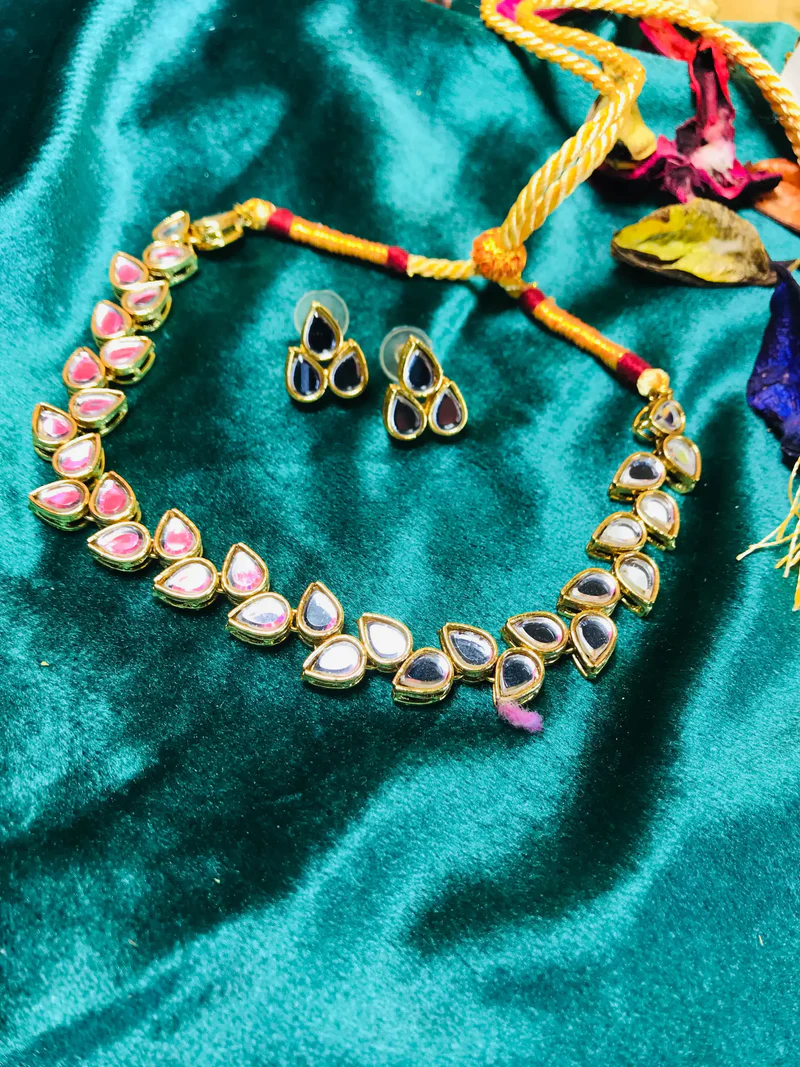 Artificial Kundan Jewellery Set – Irresisitible