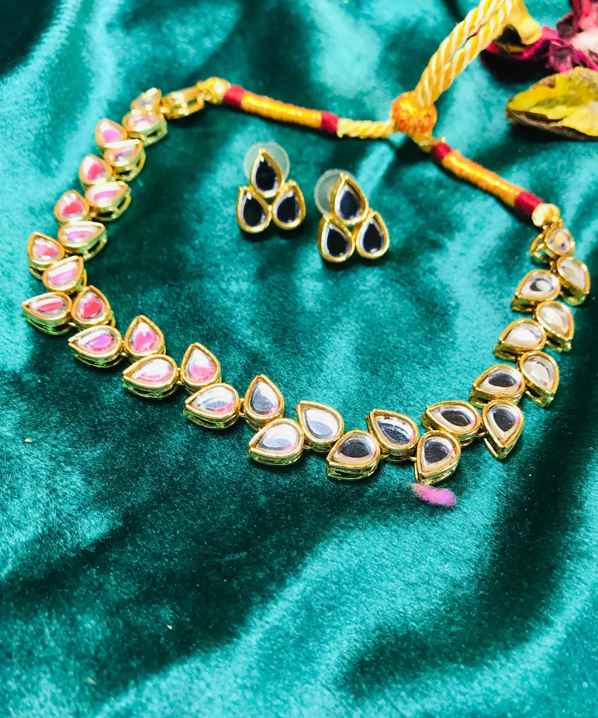 Artificial Kundan Jewellery Set – Irresisitible