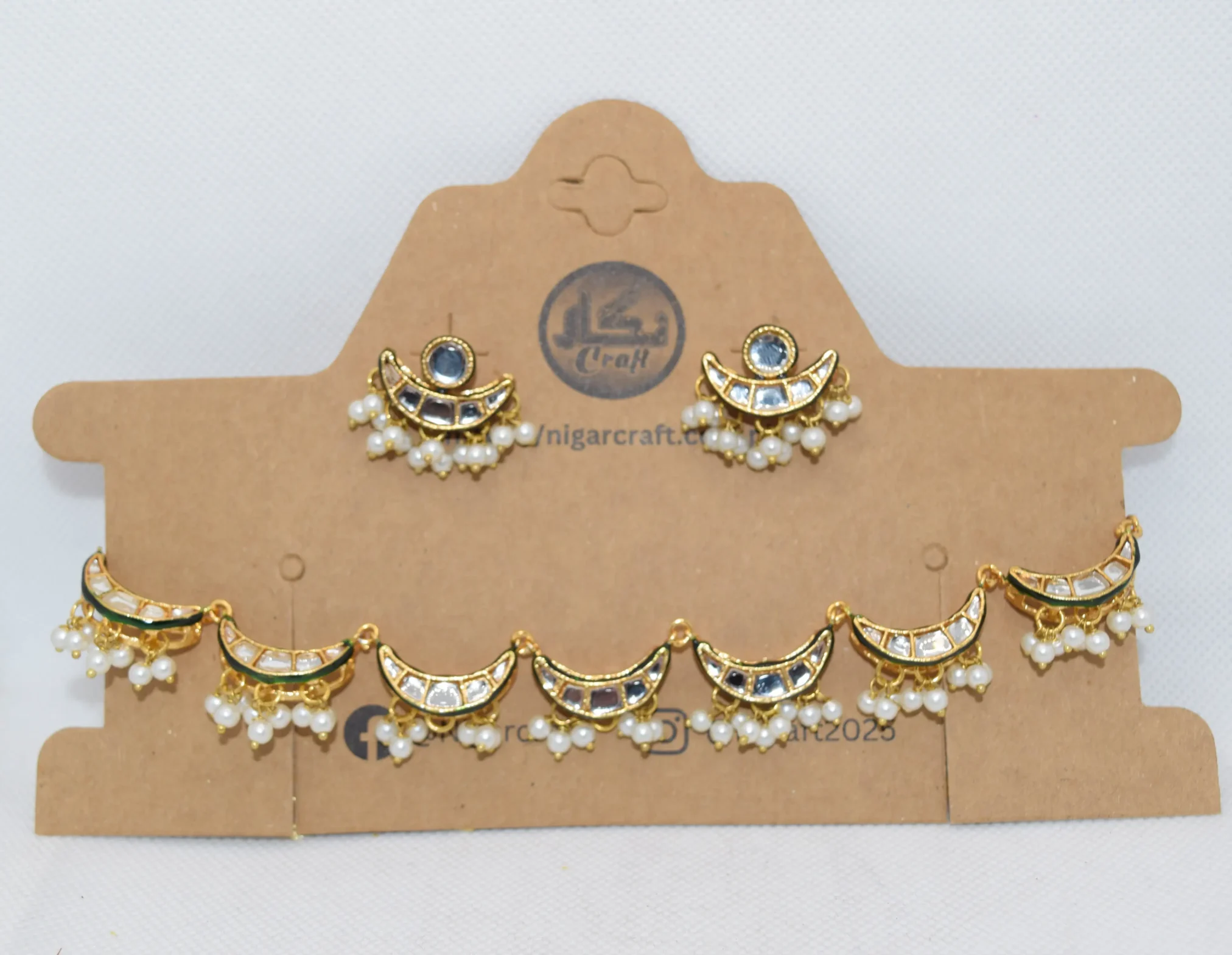 Discover an Antique Jewellery shop in Karachi, Nigar Craft 2 Simple Kundan Jewellery Set