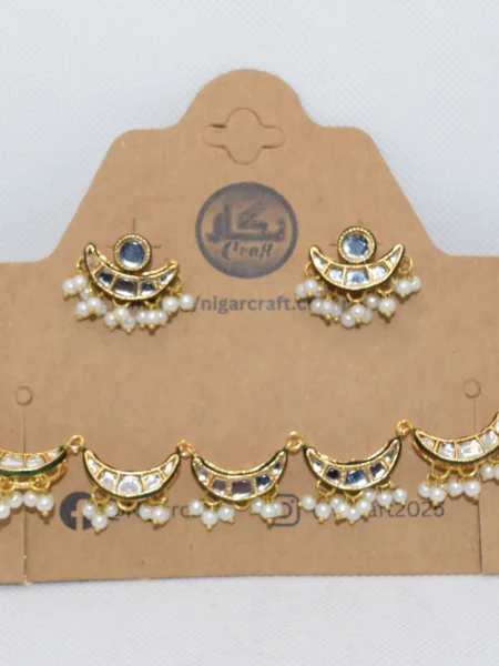 Simple Kundan Jewellery Set