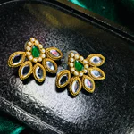 Green Kundan Stud Earrings (2)