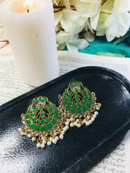 Pure Emerald Green Kundan Earrings