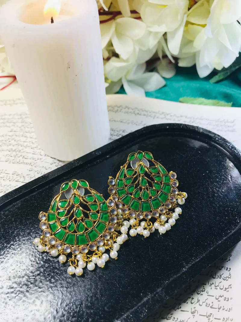 Pure Emerald Green Kundan Earrings