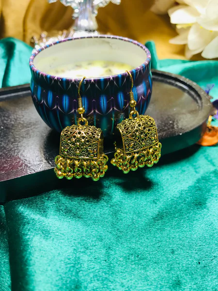 Small Jhumki Earrings Gold