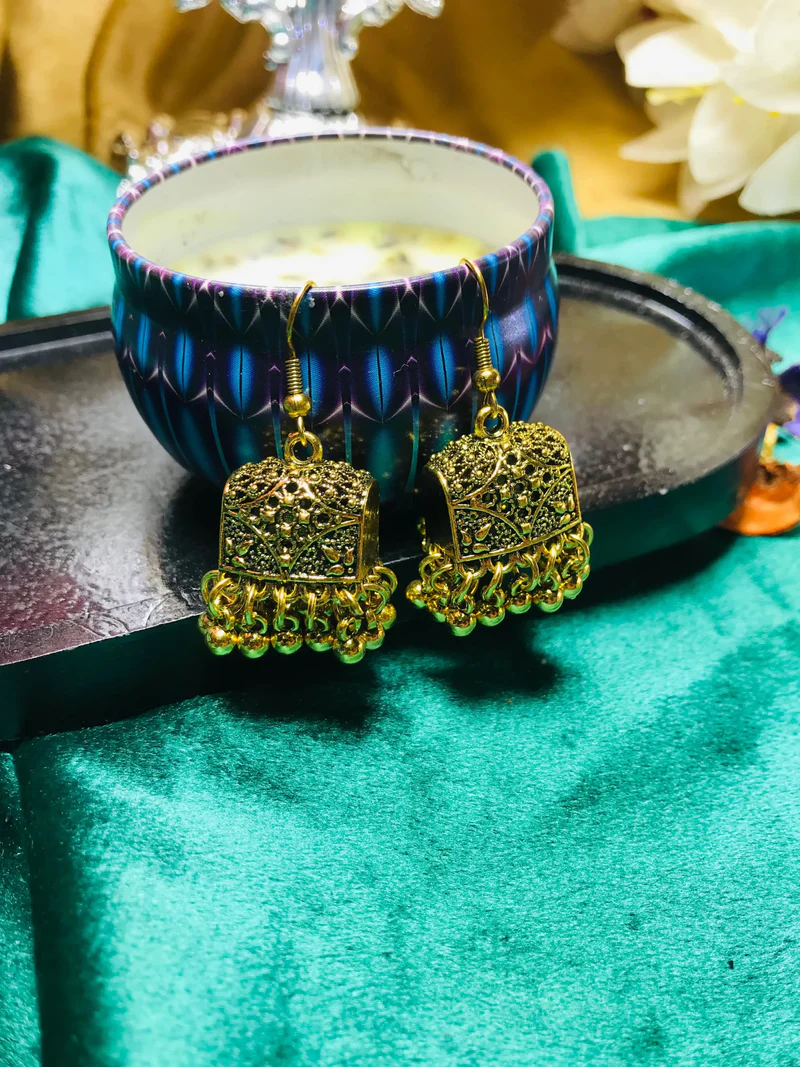 Small Jhumki Earrings Gold