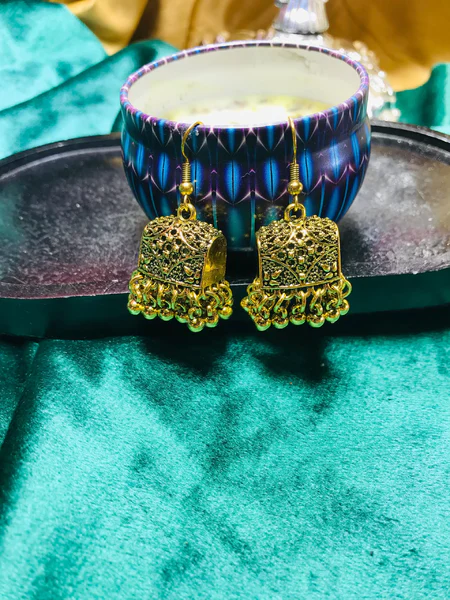 Small Jhumki Earrings Gold