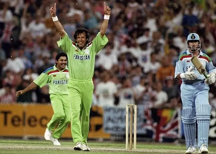 Pakistani Cricket Legends (4)