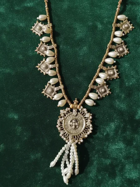Vintage Gold Long Mala Design (1)