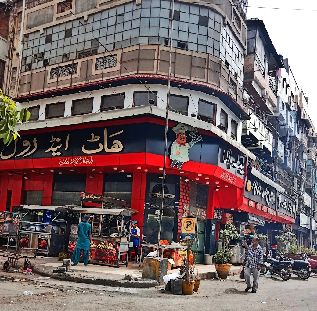 Best Places to Visit in Karachi | Travel Guide 2025