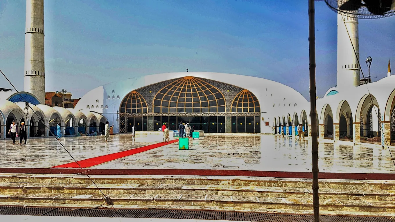 Best Places to Visit in Lahore 2025