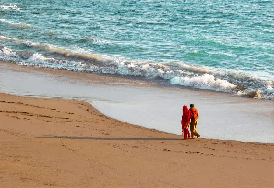 Best Places to Visit in Karachi | Travel Guide 2025