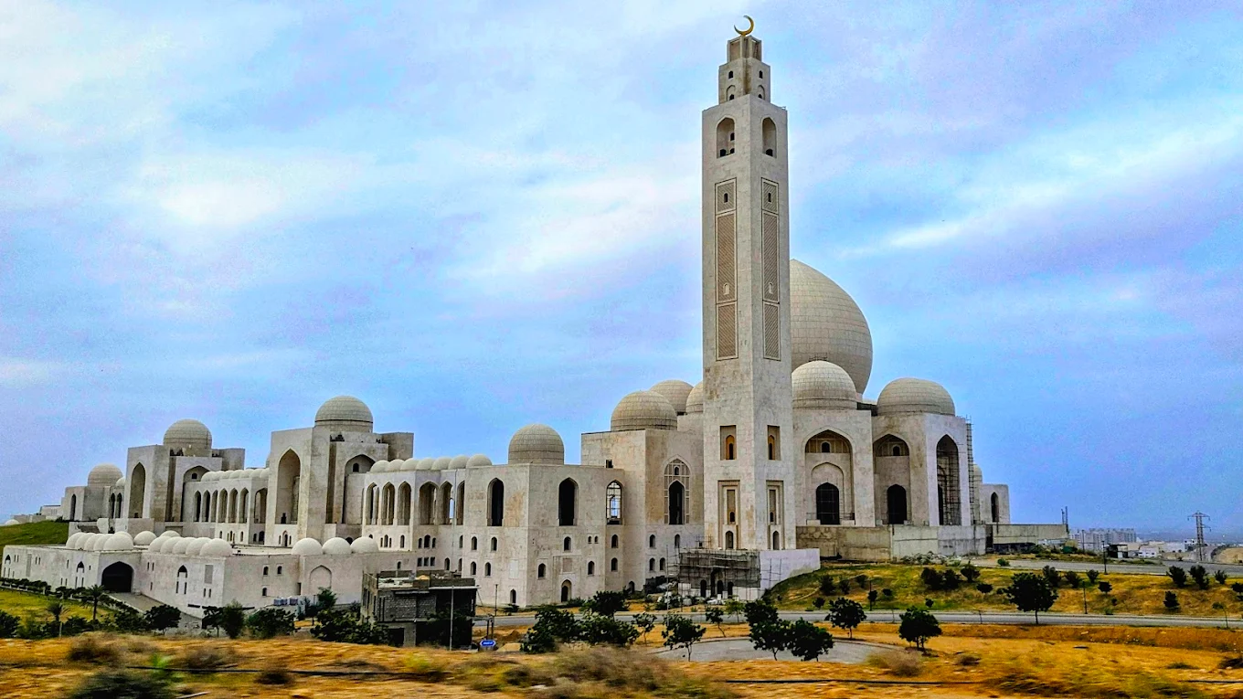 Grand Jamia Mosque Karachi: Architecture, Capacity, History, and Visitor Experience