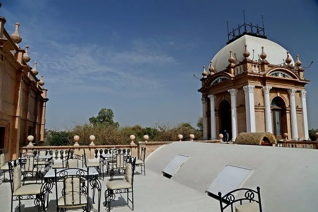 Noor Mahal Bahawalpur – History, Architecture & Tourism Guide (2) (1)