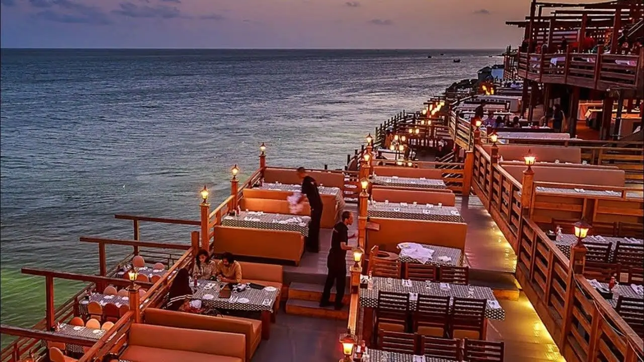 Outdoor Restaurants in Karachi Dining with a View