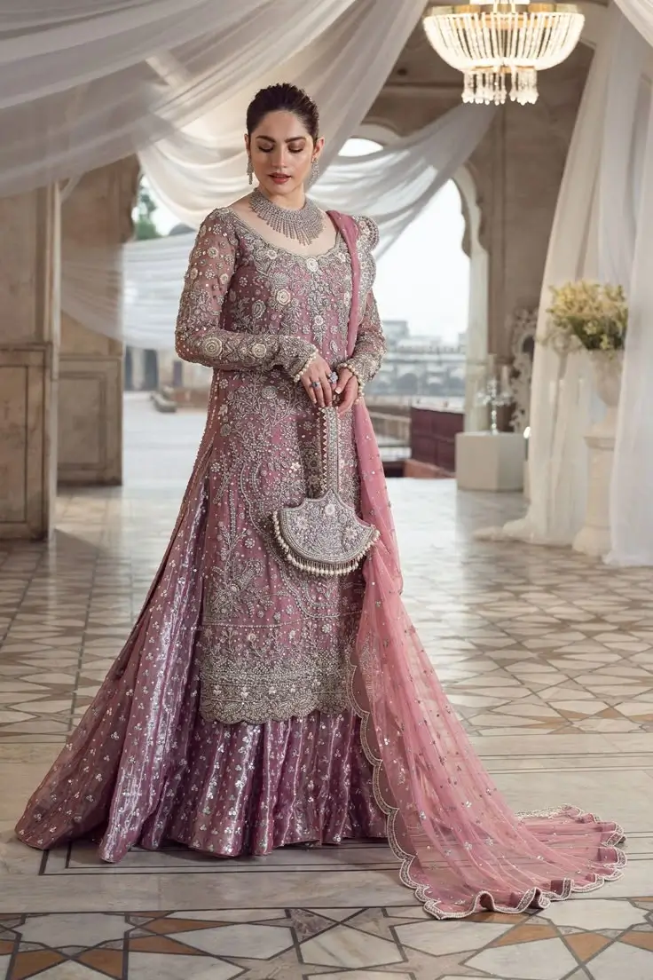 Pakistani Bridal Couture History, Designers, & Luxury Trends 2025 (12)