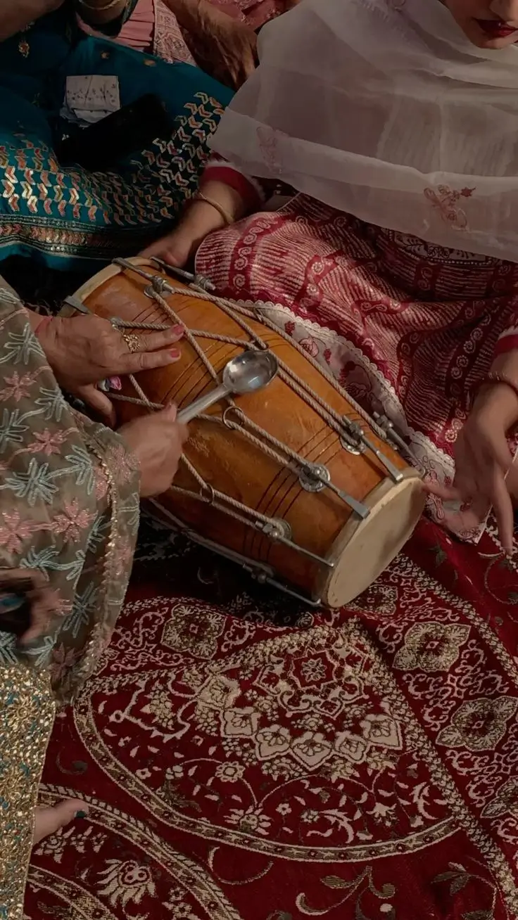 Pure Pakistani Wedding Ritual and Traditions (9)