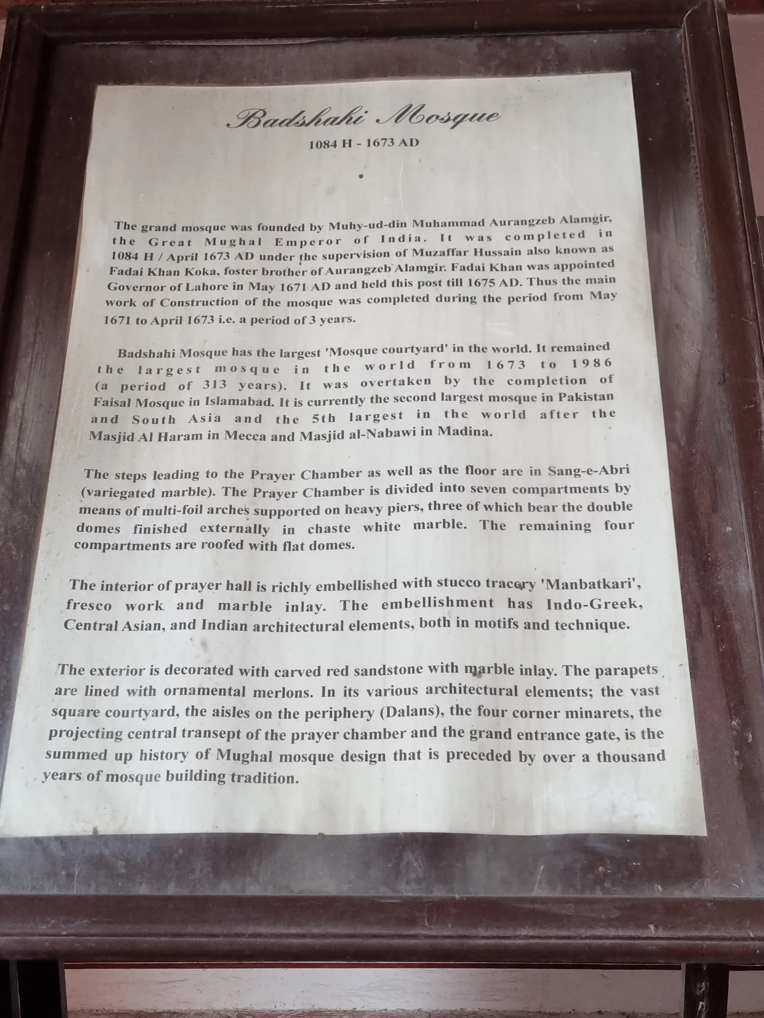 Badshahi Mosque Photo