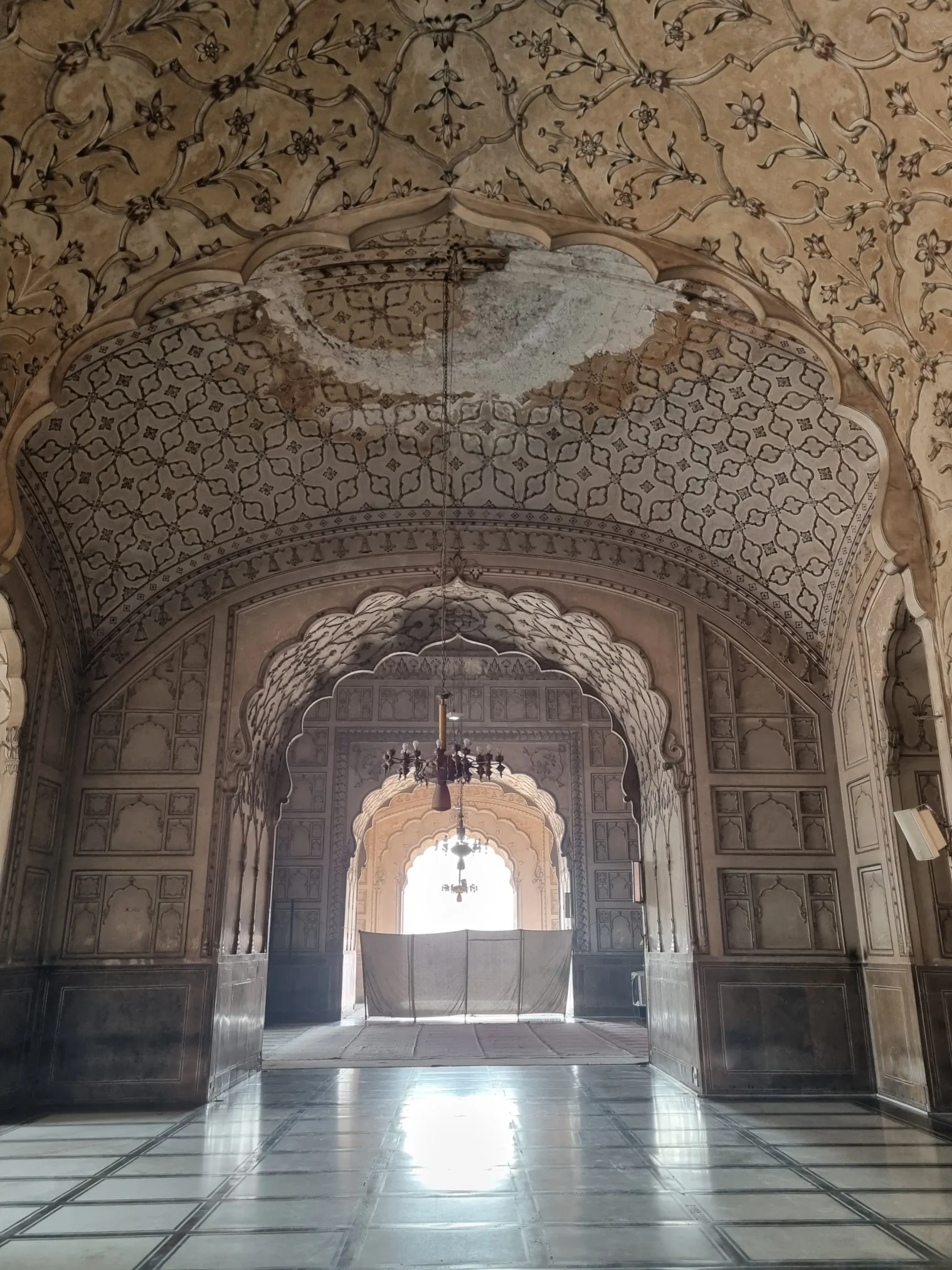 Badshahi Mosque Photo