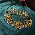 Delicate Golden Choker Set (1)