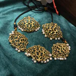 Delicate Golden Choker Set (1)