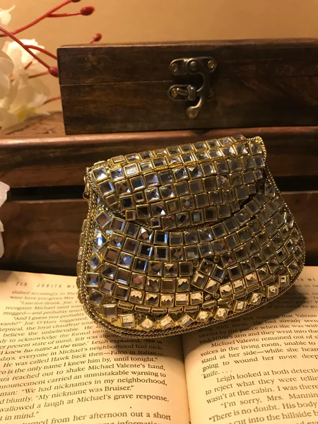 Kundan Clutch Pakistan, Fancy & Unique (1)