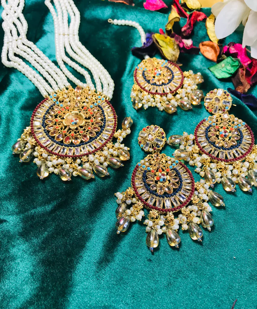 Kundan Mala Set, Exquisite and Long