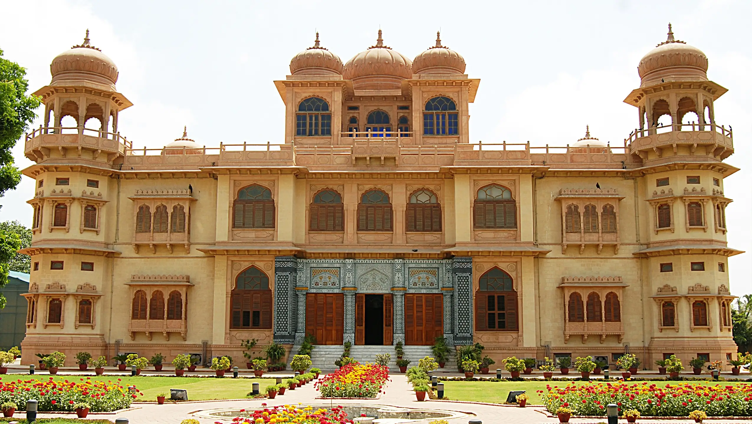 Mohatta Palace Karachi’s Colonial Legacy & Pakistan Heritage