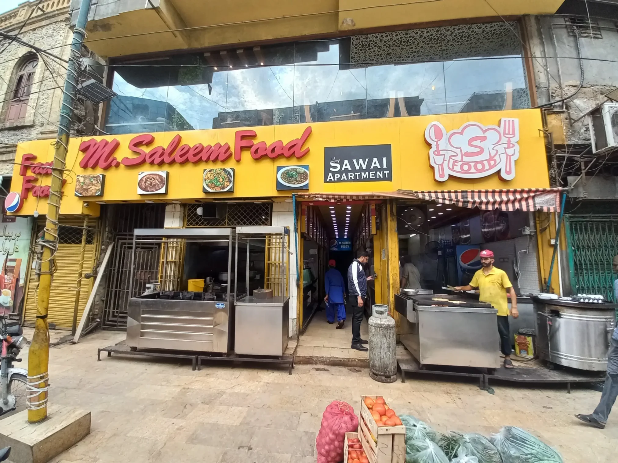 Nihari in Karachi – Origins, Evolution, and Why the City Owns This Dish (7)