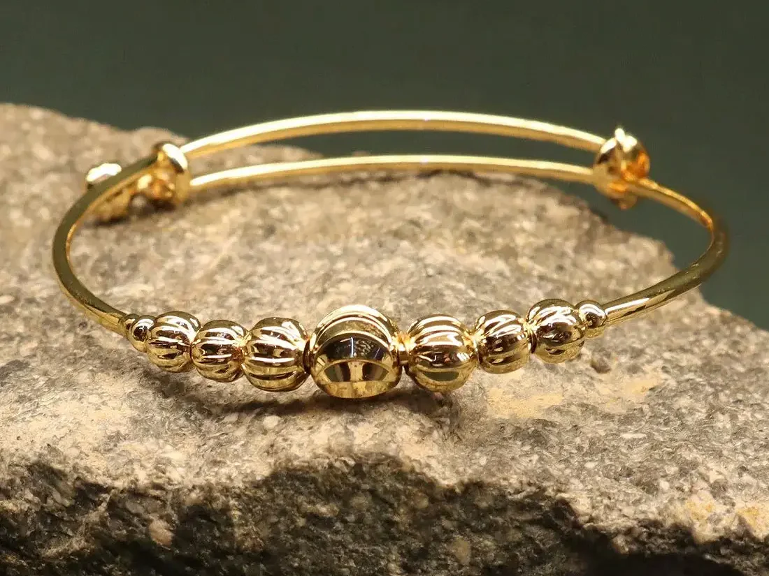 Office Wear Jewellery for Women Professional Style & Confidence (5)