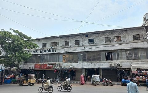 Zainab Market Karachi Guide to Shopping & Bargains (3)