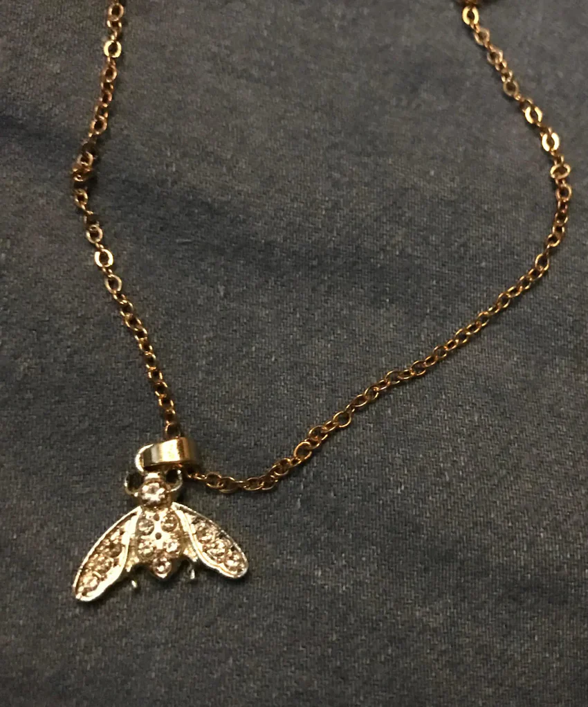 modern small pendant necklace