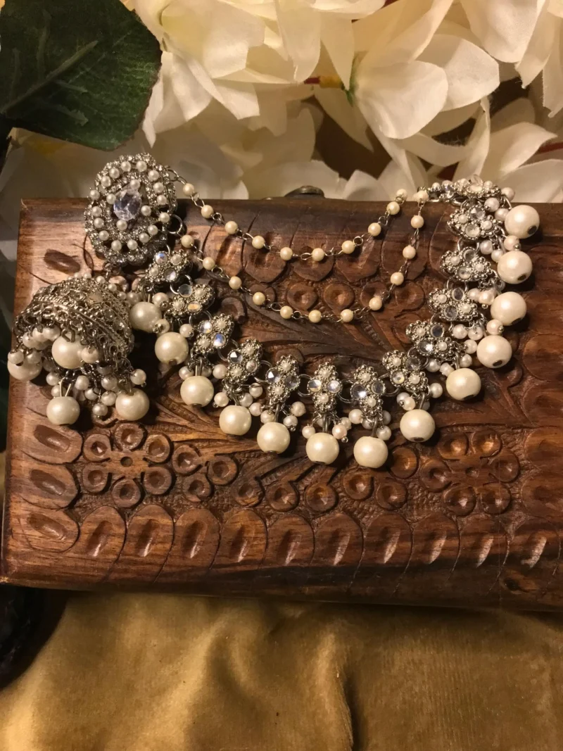 Beautiful Kundan Sahara Earrings Pakistan