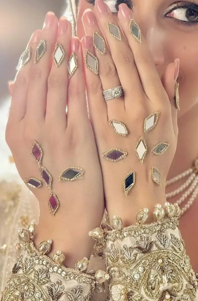 Eid 2026 Trend in Pakistan – Latest Eid Dresses, Jewelry & Style Guide (10)