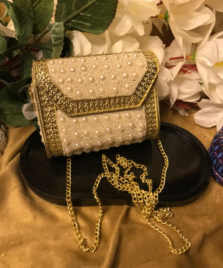 Pearl Metal Clutch