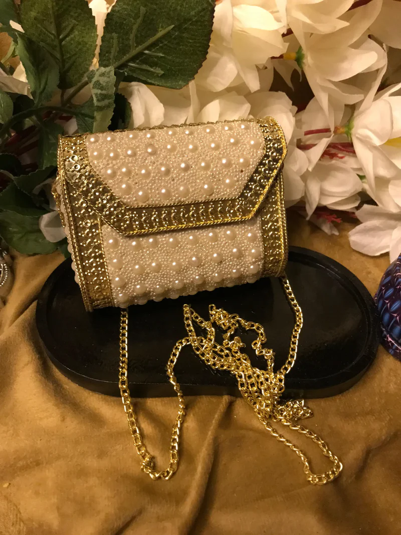 Pearl Metal Clutch