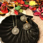 delicate pendant earring