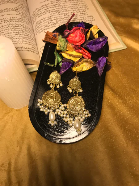 jhumka earrings