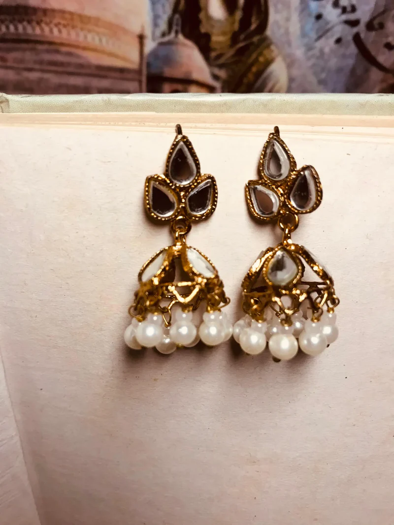 kundan jhumki