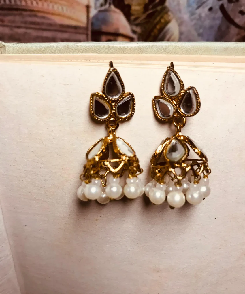kundan jhumki
