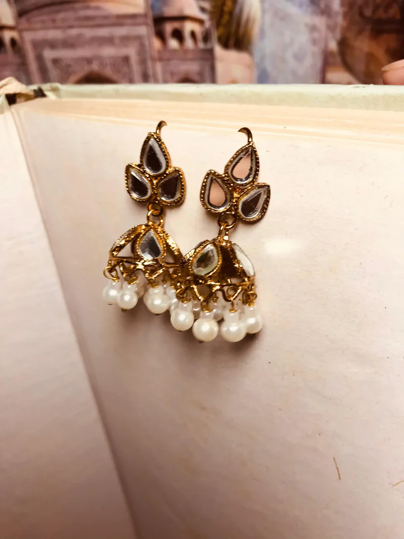 kundan jhumki