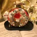 Elevate your style with our exquisite rose gold clutch bag. Featuring intricate detailing and a dual-sided design, it’s the perfect accessory for any formal event.