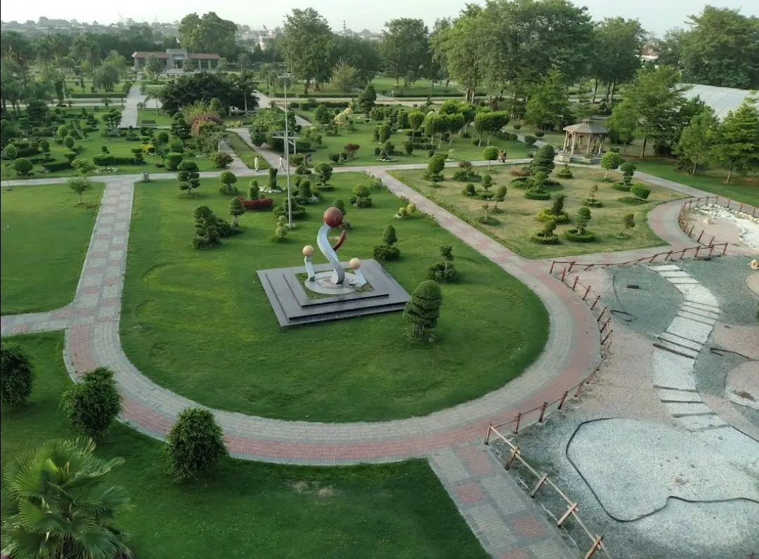 Amusement Parks in Lahore