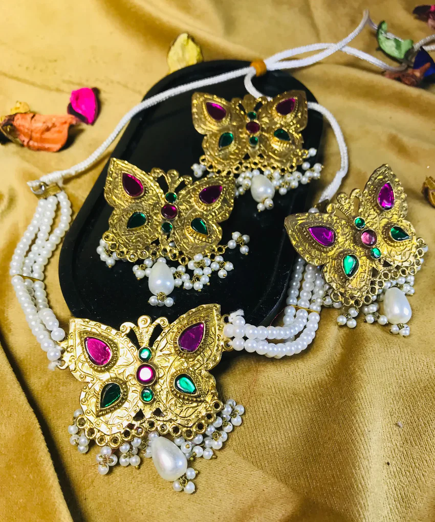 Antique Jewelry Pakistan