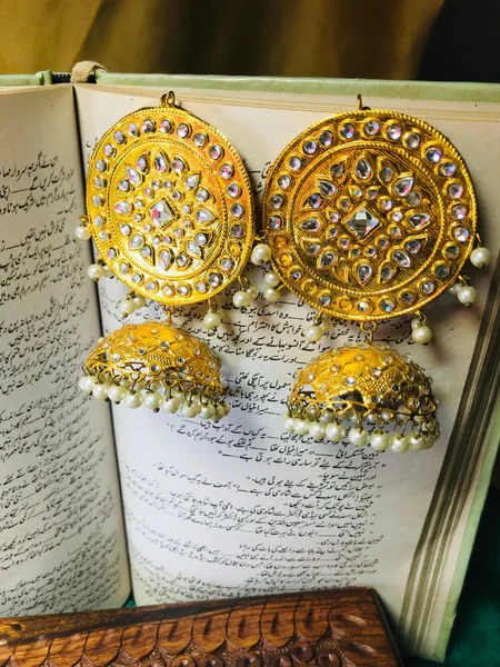 Light Weight Jhumki