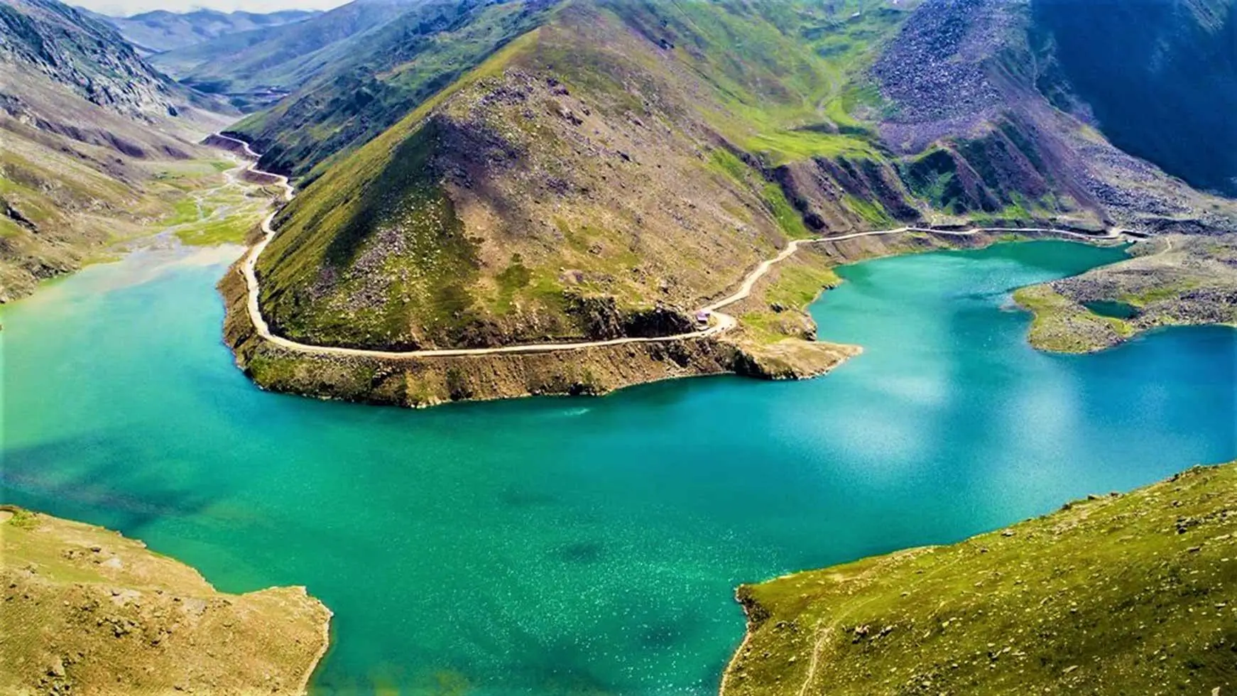 Lulusar Lake