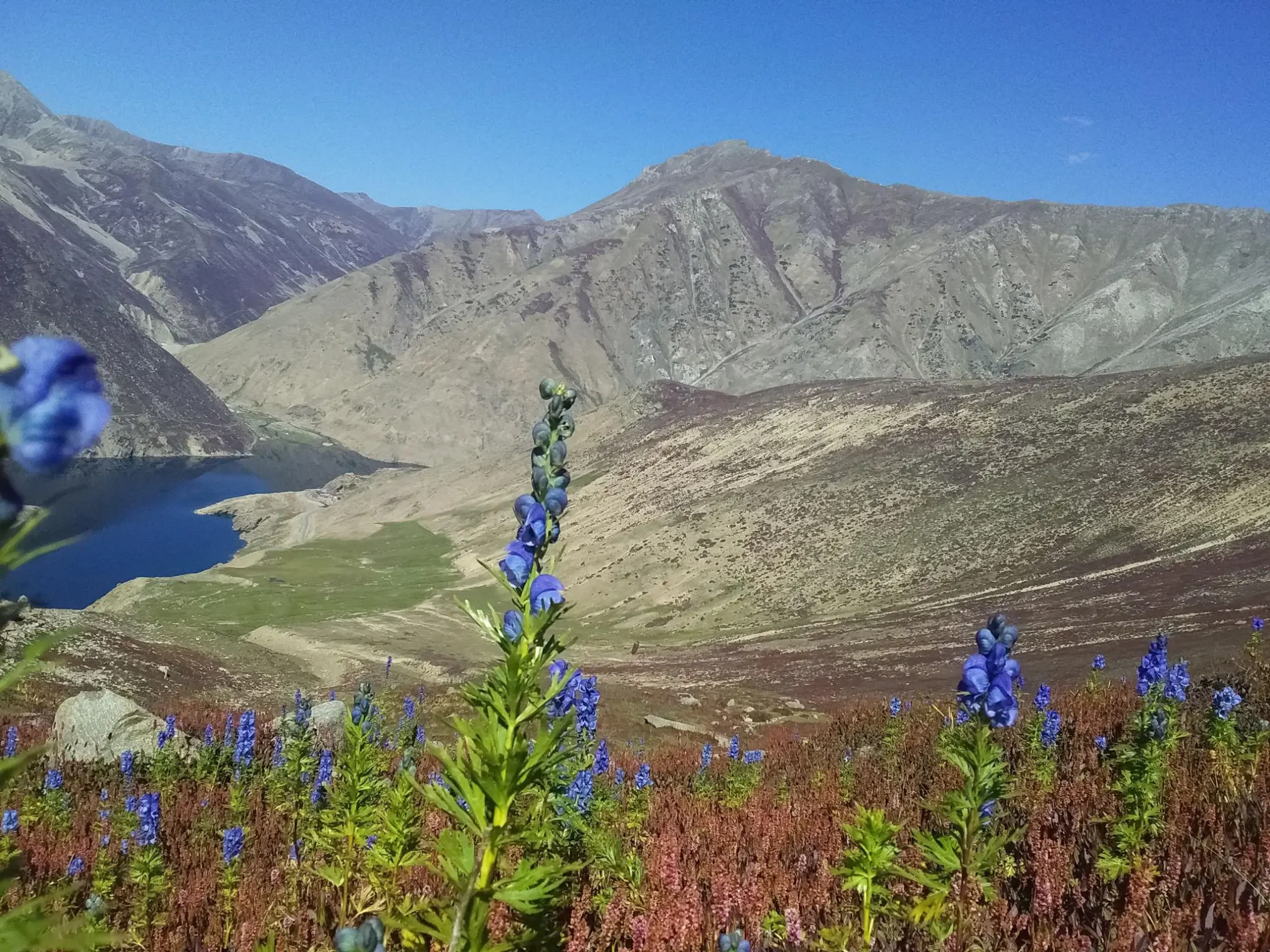 Lulusar Lake