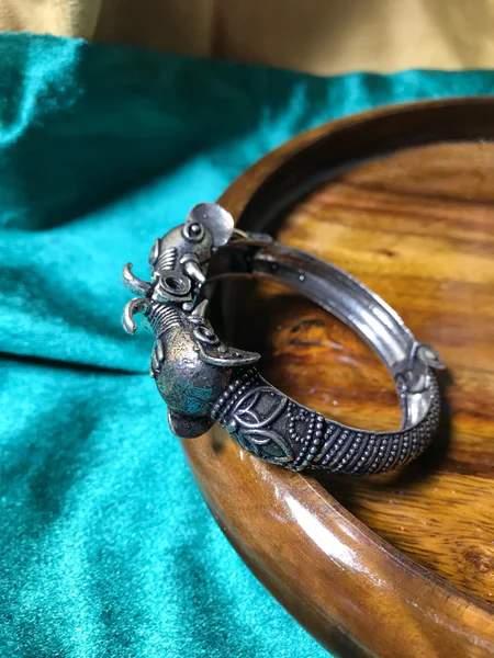 silver bracelet design for women