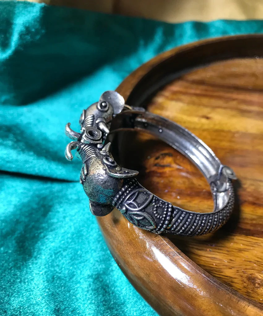 silver bracelet design for women